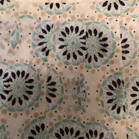 $10 Saturday Savings! Ann Taylor LOFT Textured Ric Rac Detailed Skirt - Picture 5 of 7